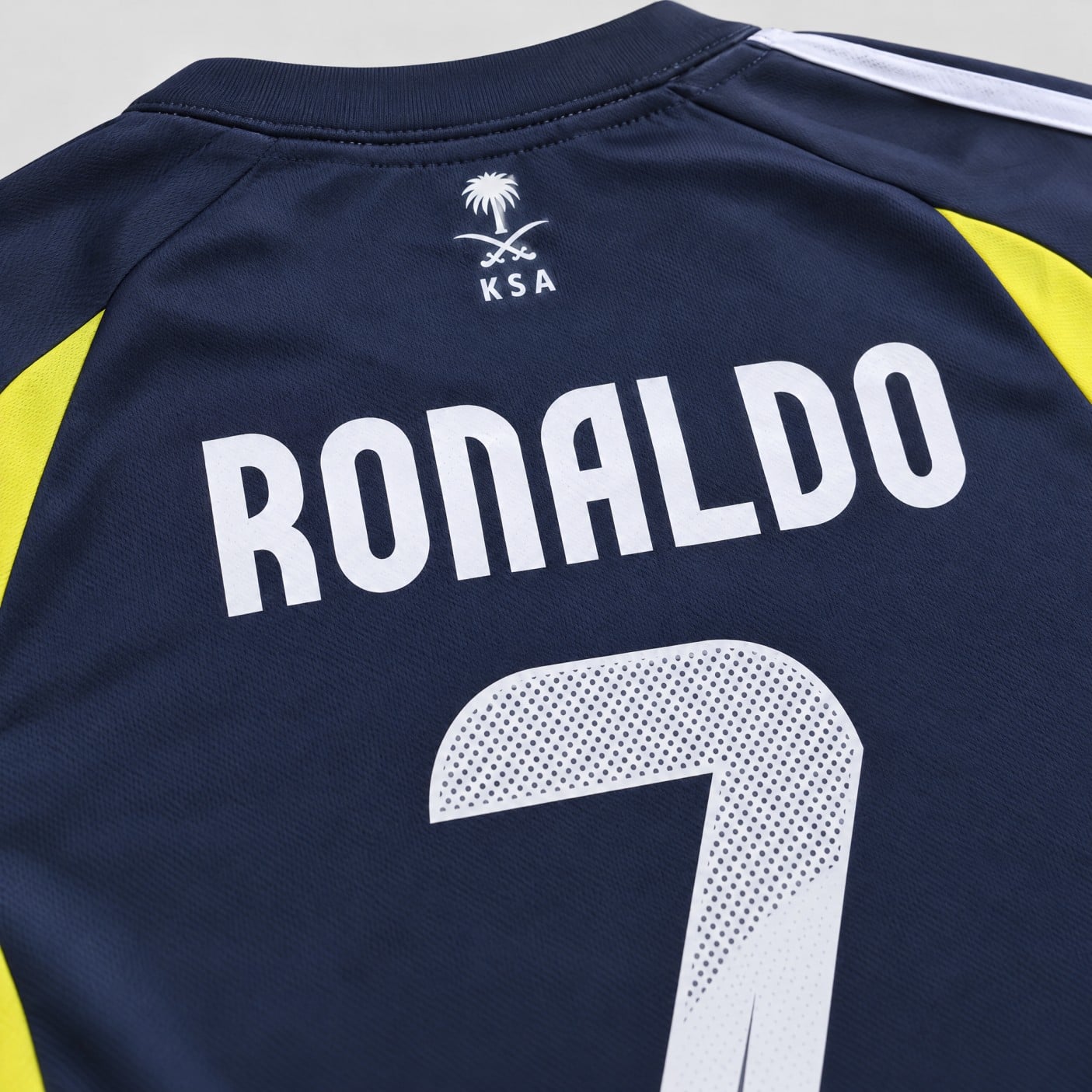 Cristiano Ronaldo #7 Al Nassr Team Youth Soccer Set - Image 4