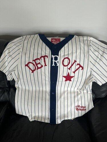 Image #1 from Tony Fox