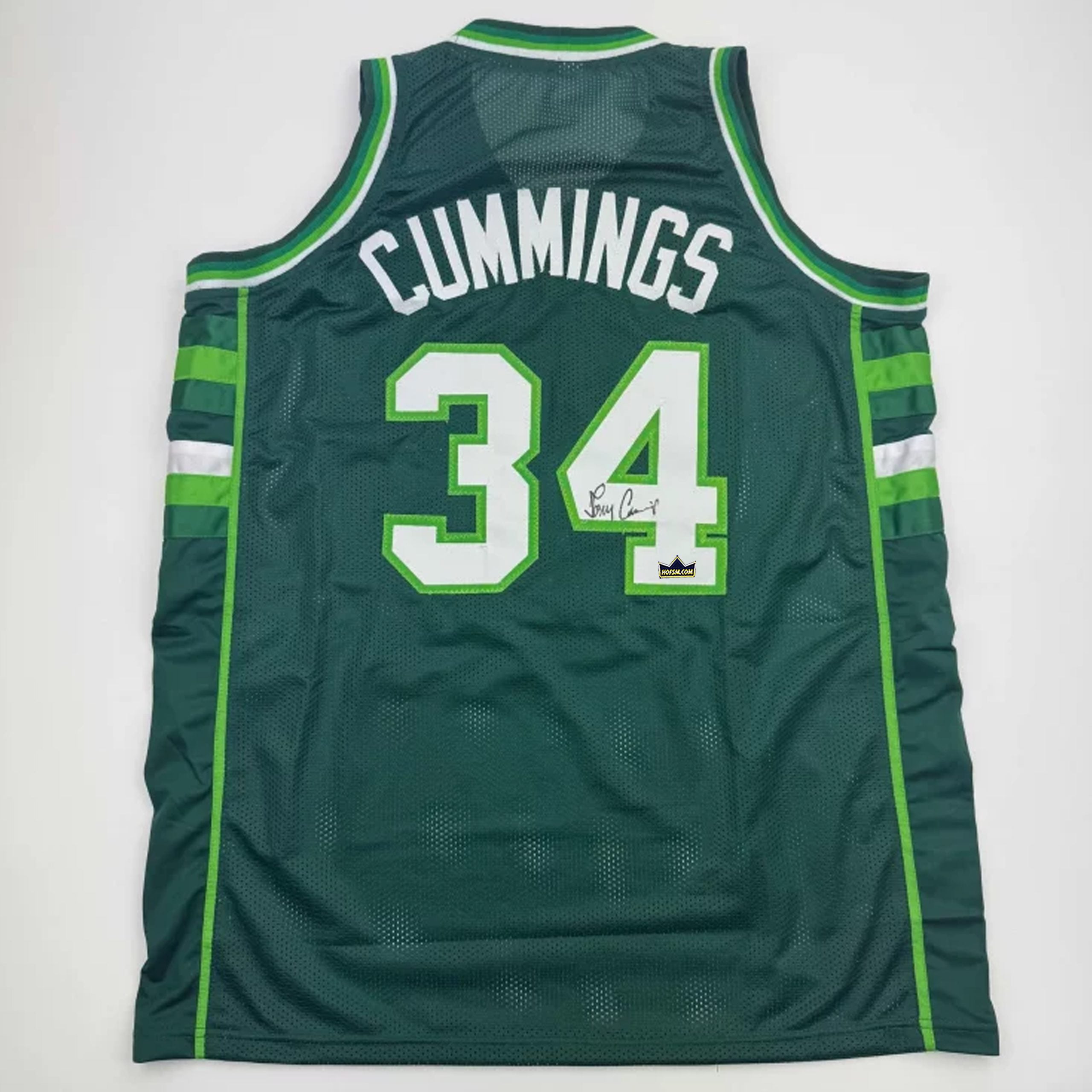 Autographed Terry Cummings #34 Milwaukee Bucks Basketball Jersey